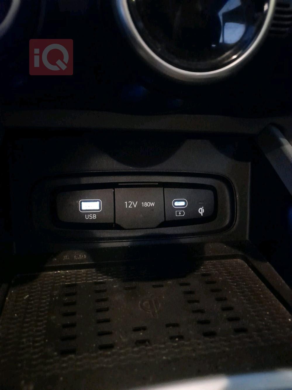 هیوندای ڤینیو